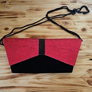 Vintage 1983 CARYL BRILL Red And Black Evening Clutch